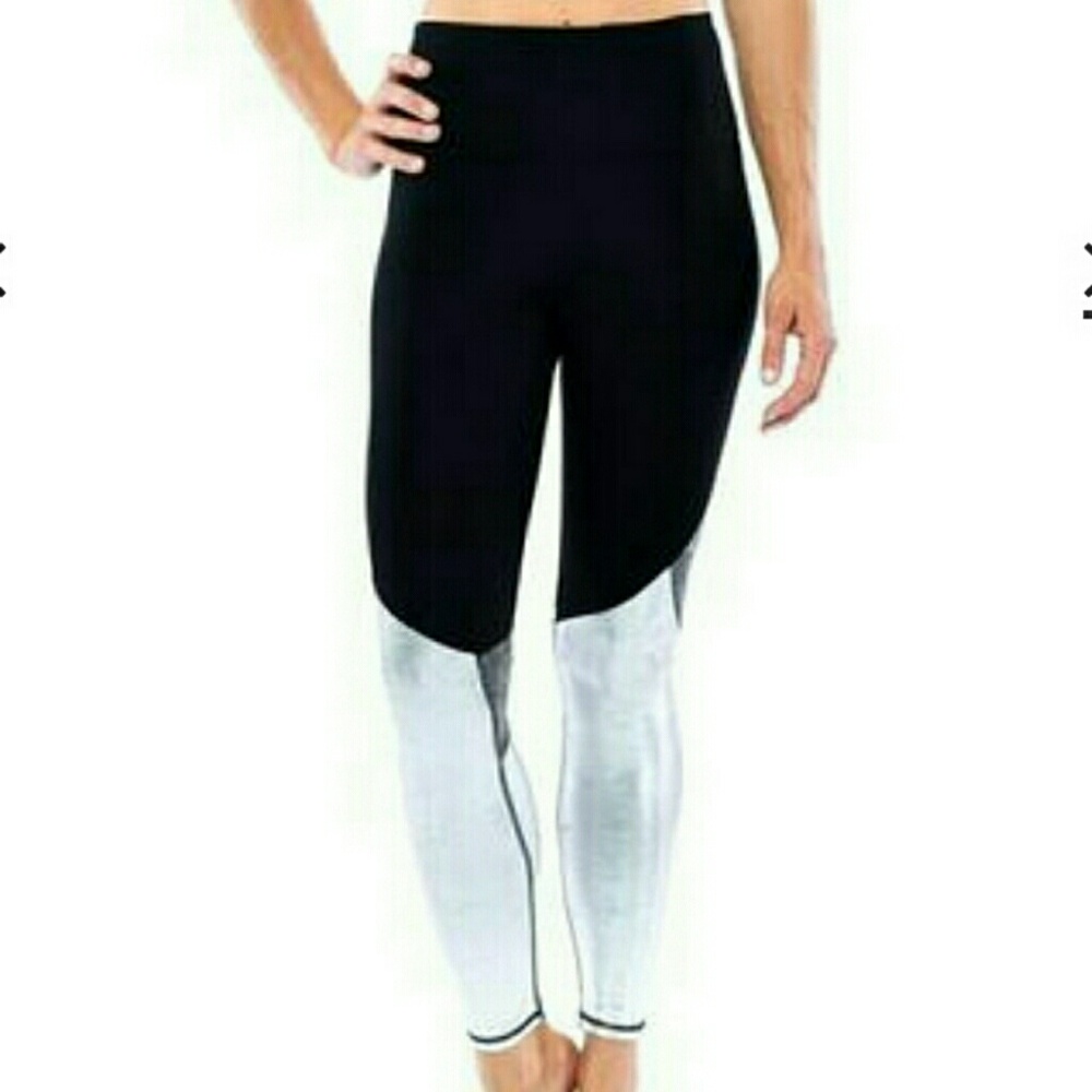 New Electric Yoga 24 Karat Leggings